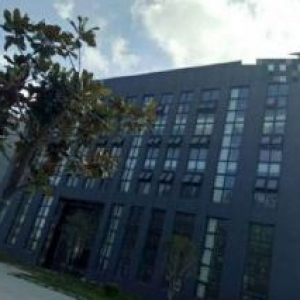 近武汉 东山头八一大桥国道旁1000至8800平米标准厂房出租